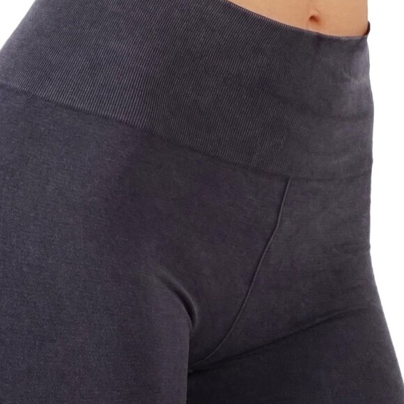 Yoga Dry-Fit Latest Fade Dye Active Capri Leggings - Picture 5 of 5